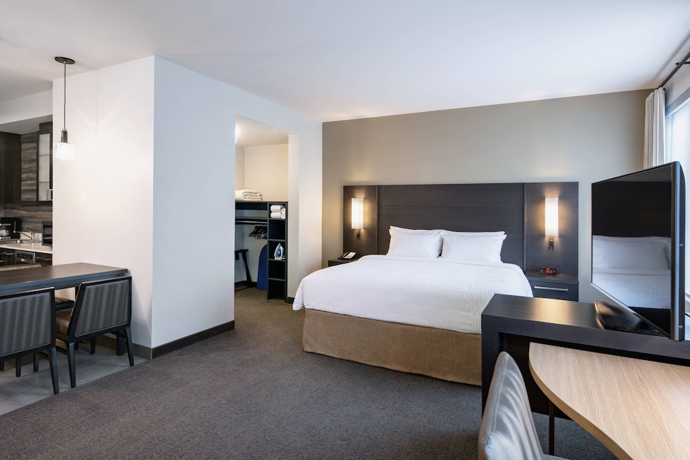 Residence Inn Winnipeg 5/47