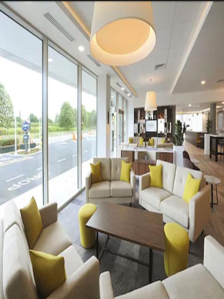 Hampton By Hilton London Stansted Airport 10/59