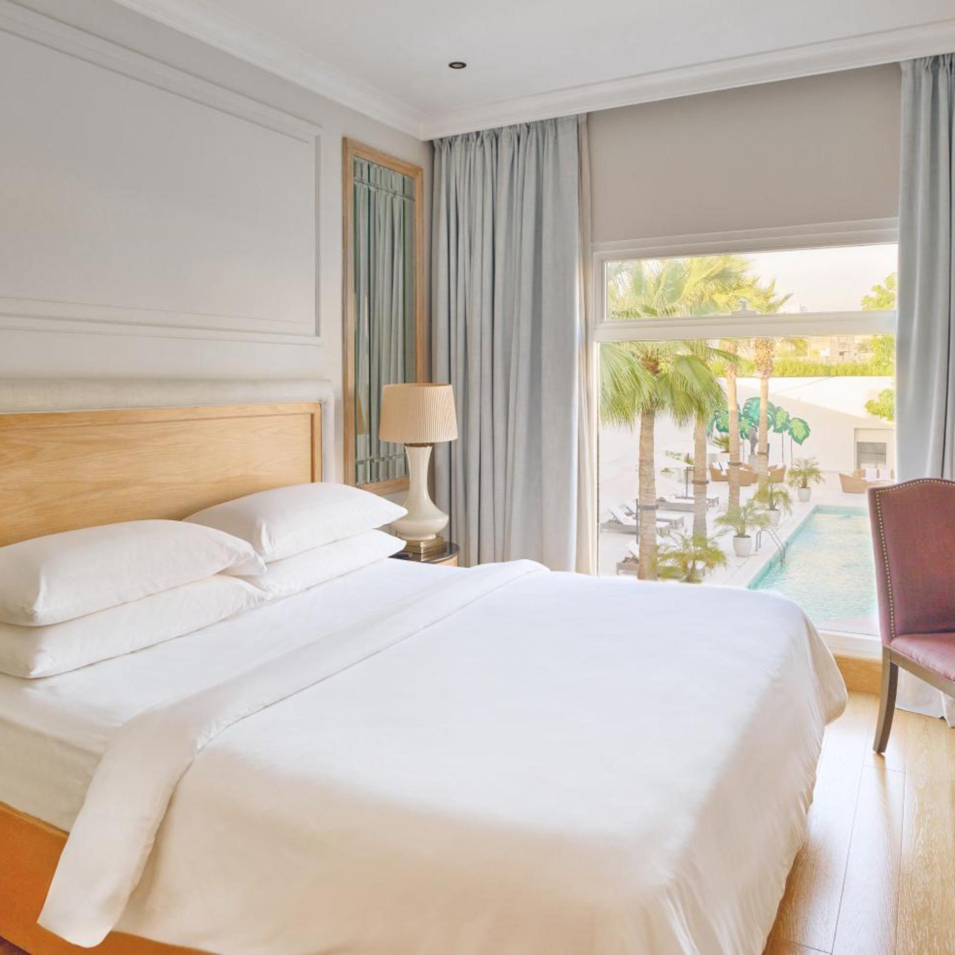 Palmyard hotel 11/50