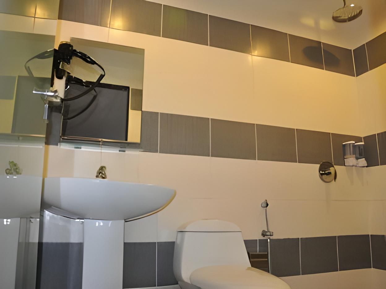 MCity Inn 16/16