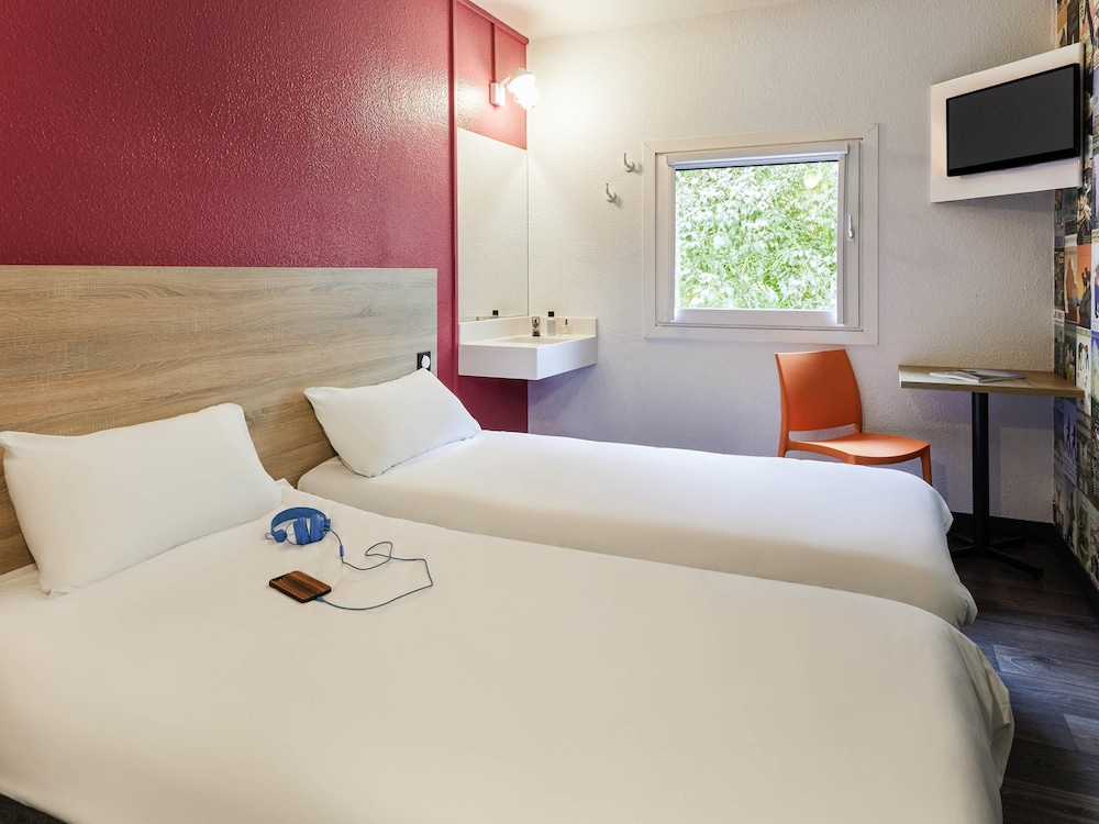 Hotelf1 Clermont Ferrand Est 7/47