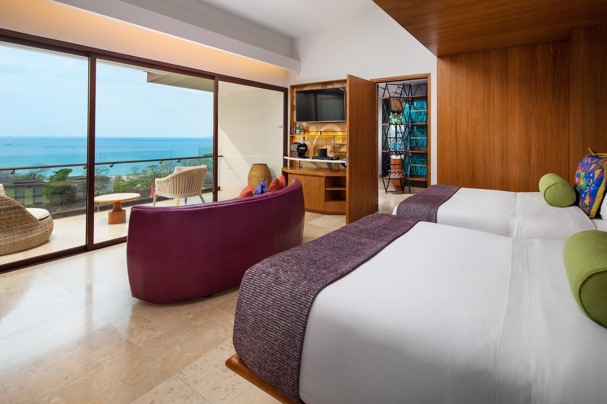 2 Bedrooms, Suite, 2 Double Beds, Ocean View, Corner