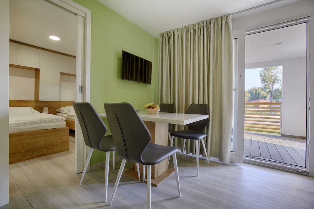 Hotel Terme Jezercica 46/53