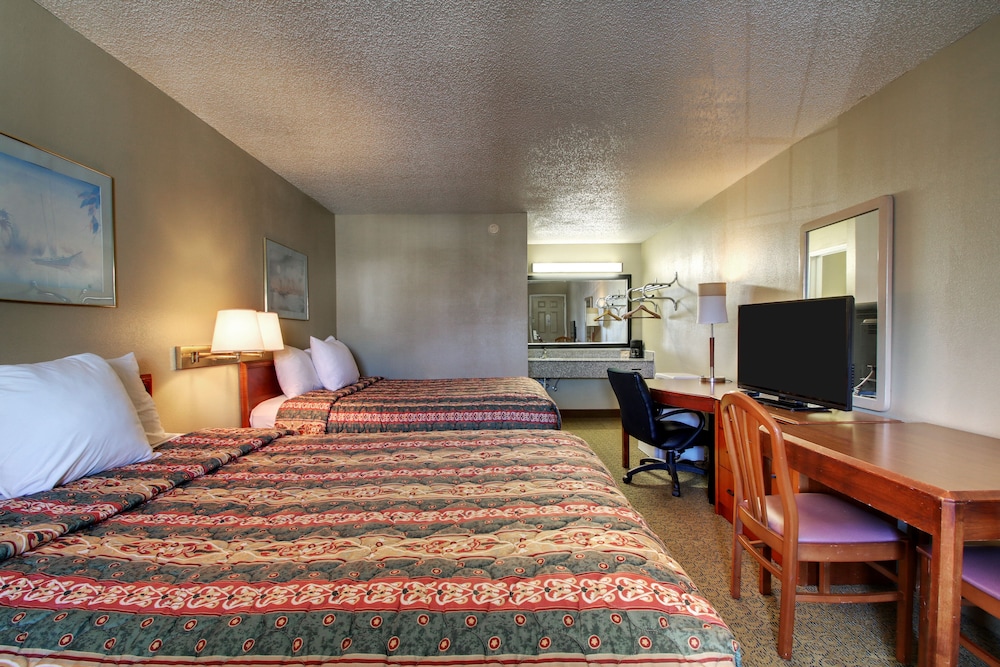 Key West Inn Wetumpka 3/9