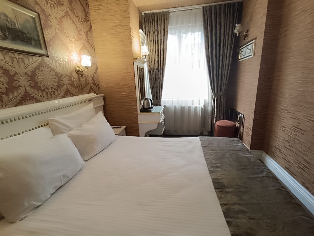 Golden Horn Sirkeci Hotel 7/50