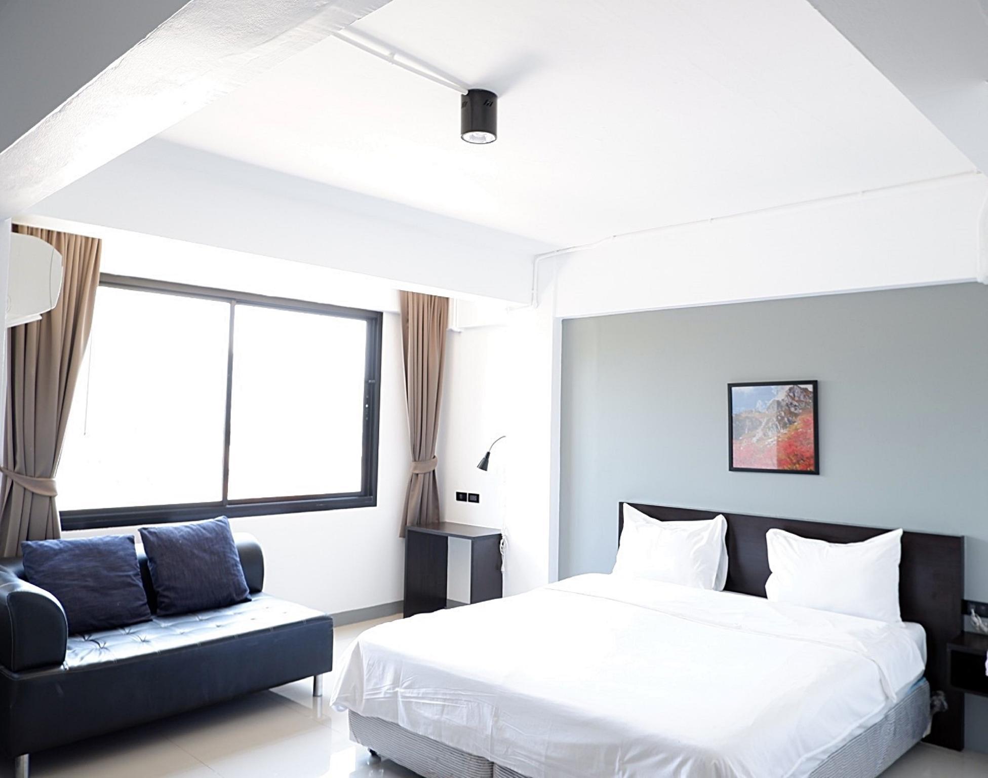 Izen Pure Budget Hotel & Residences 11/49