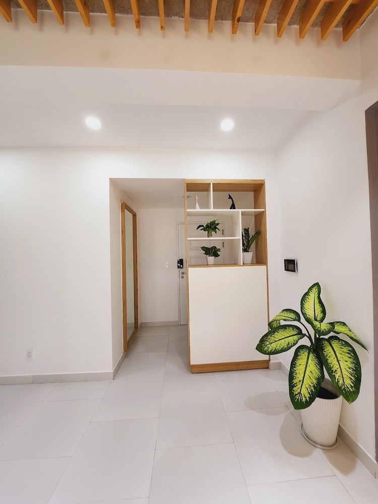 Scenic Valley Suite 9/50