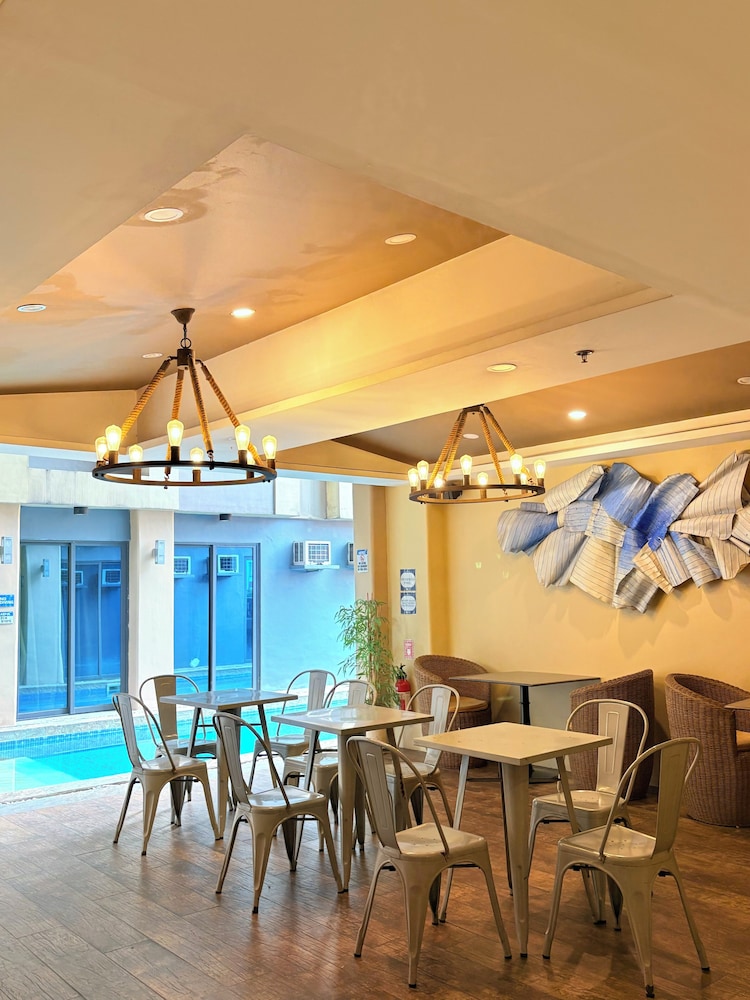 Pacific Park Hotel 44/62
