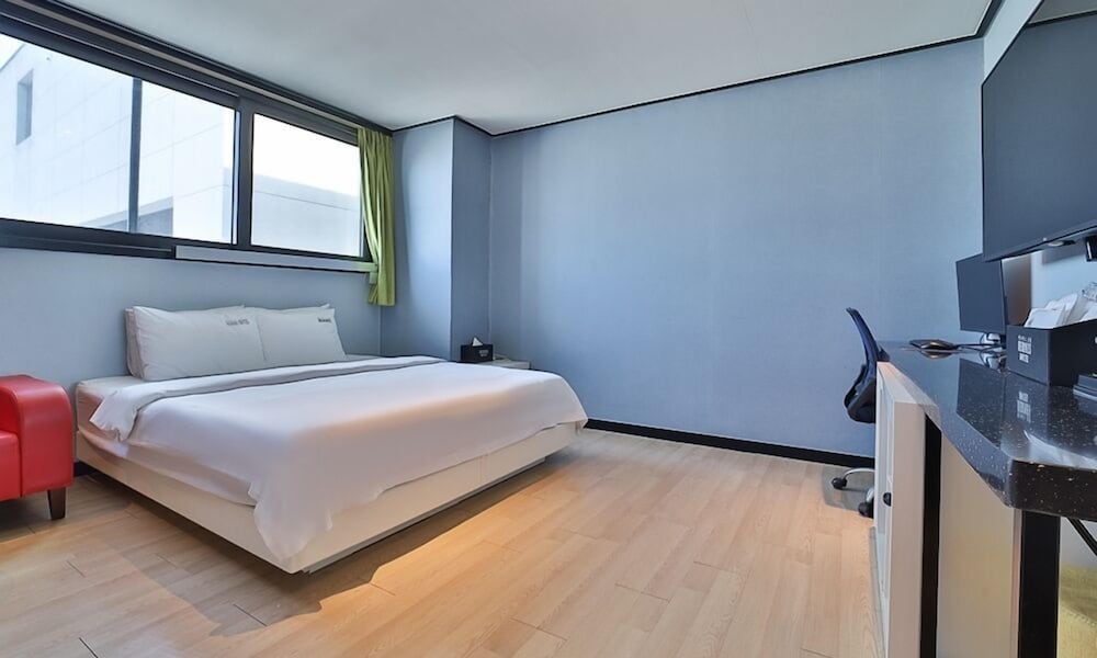 Hermes Hotel 29/56