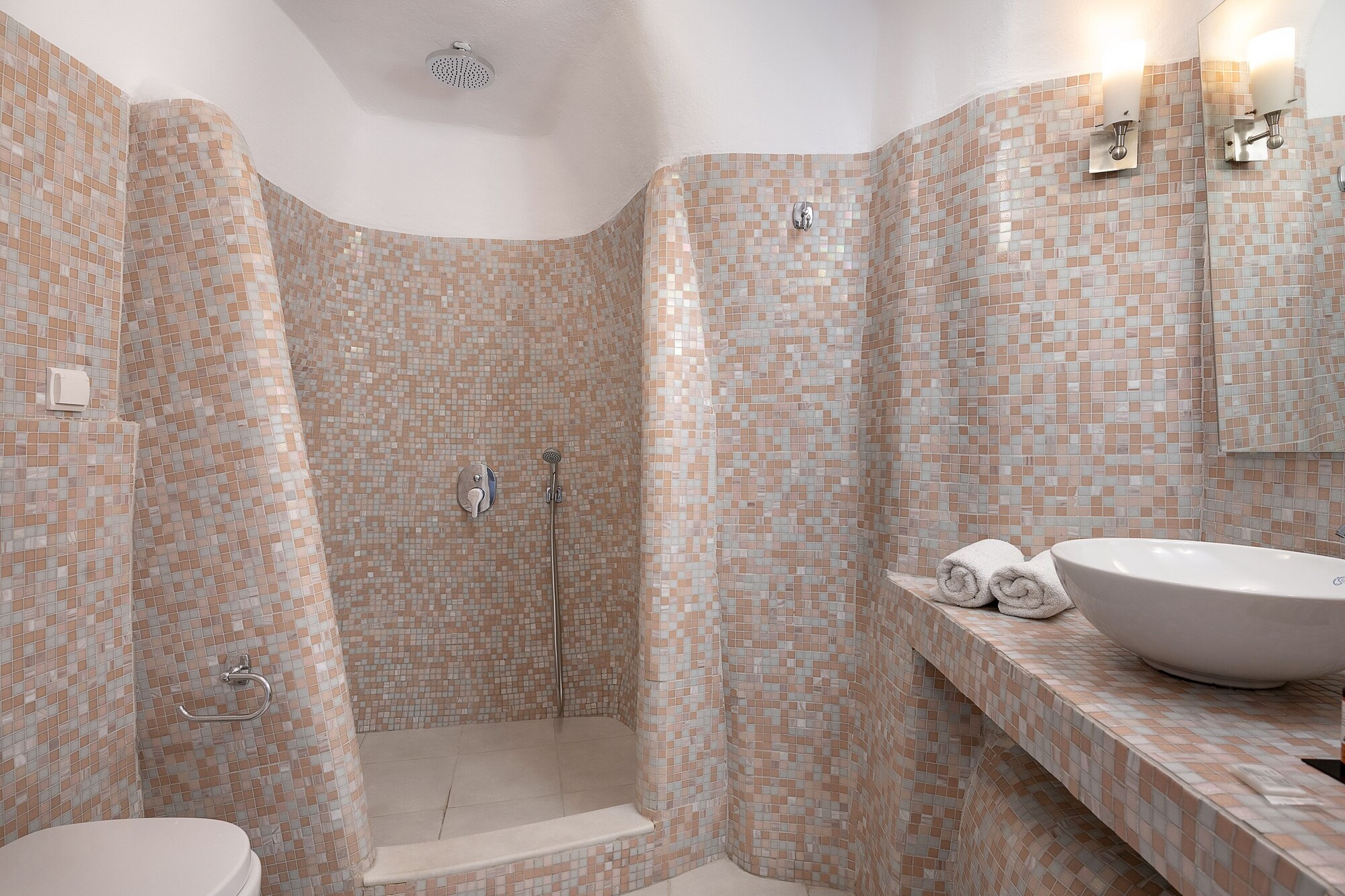 SUITE, CALDERA VIEW