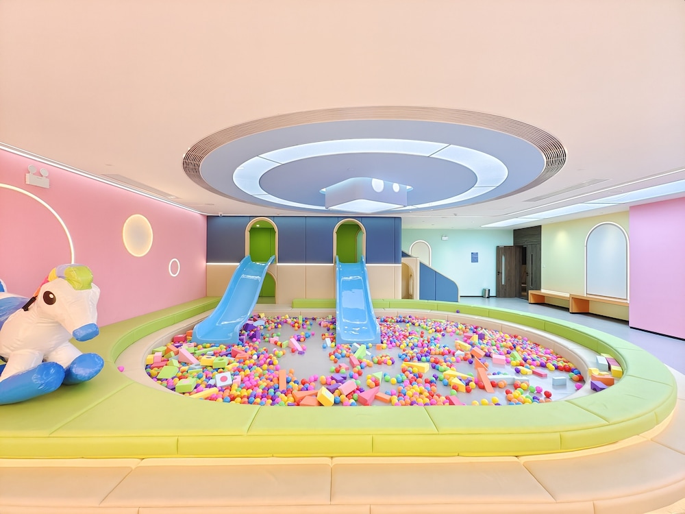 Wyndham Grand Zhaoqing Downtown 40/47