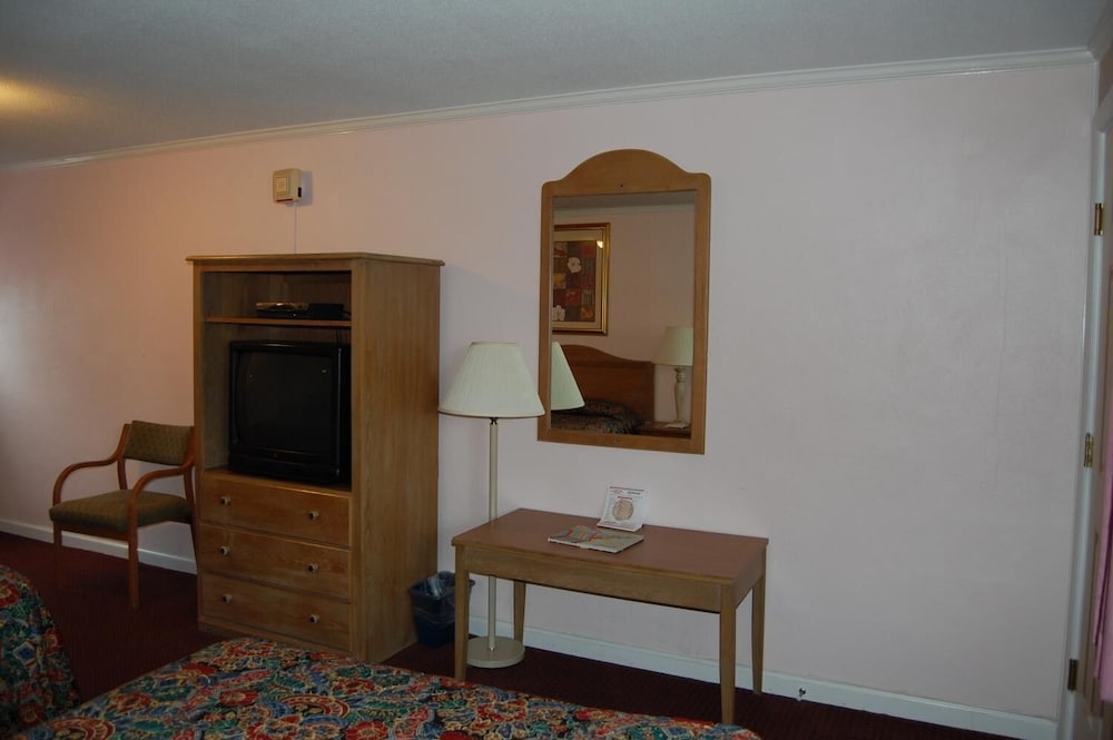 Sea Breeze Inn Ocean City 8/24