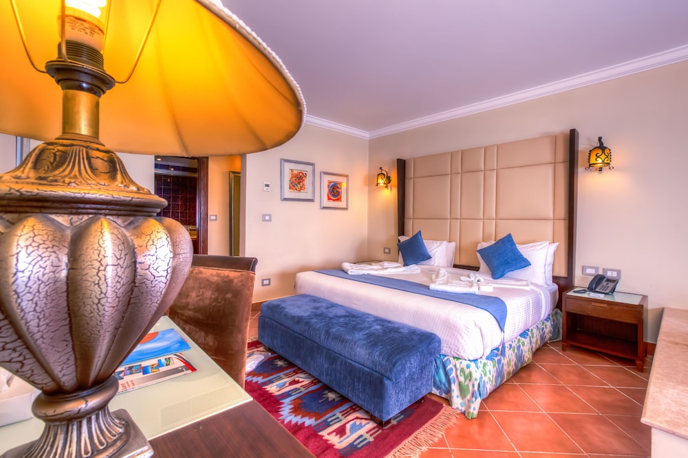 Porto Matrouh Beach Resort 17/66