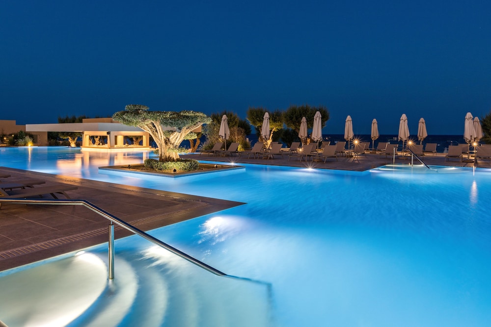 Amada Colossos Resort 66/75