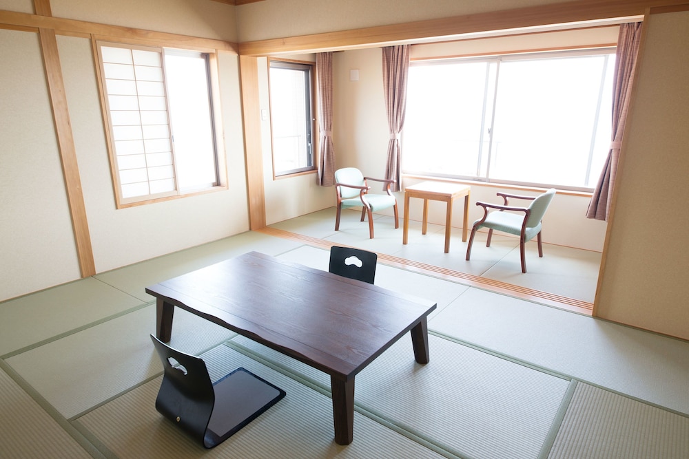 Seaside Hotel Taimaru Kaigetsu (ex. Naruto Kaigetsu Bettei Taimaru Kaigetsu) 17/24