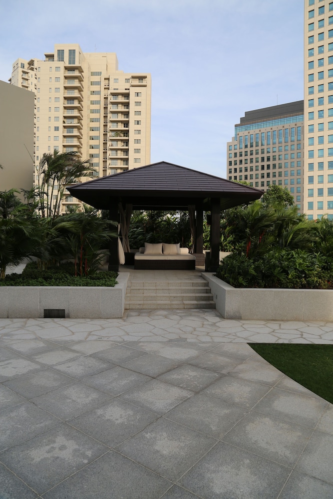 Fairmont Jakarta 70/77