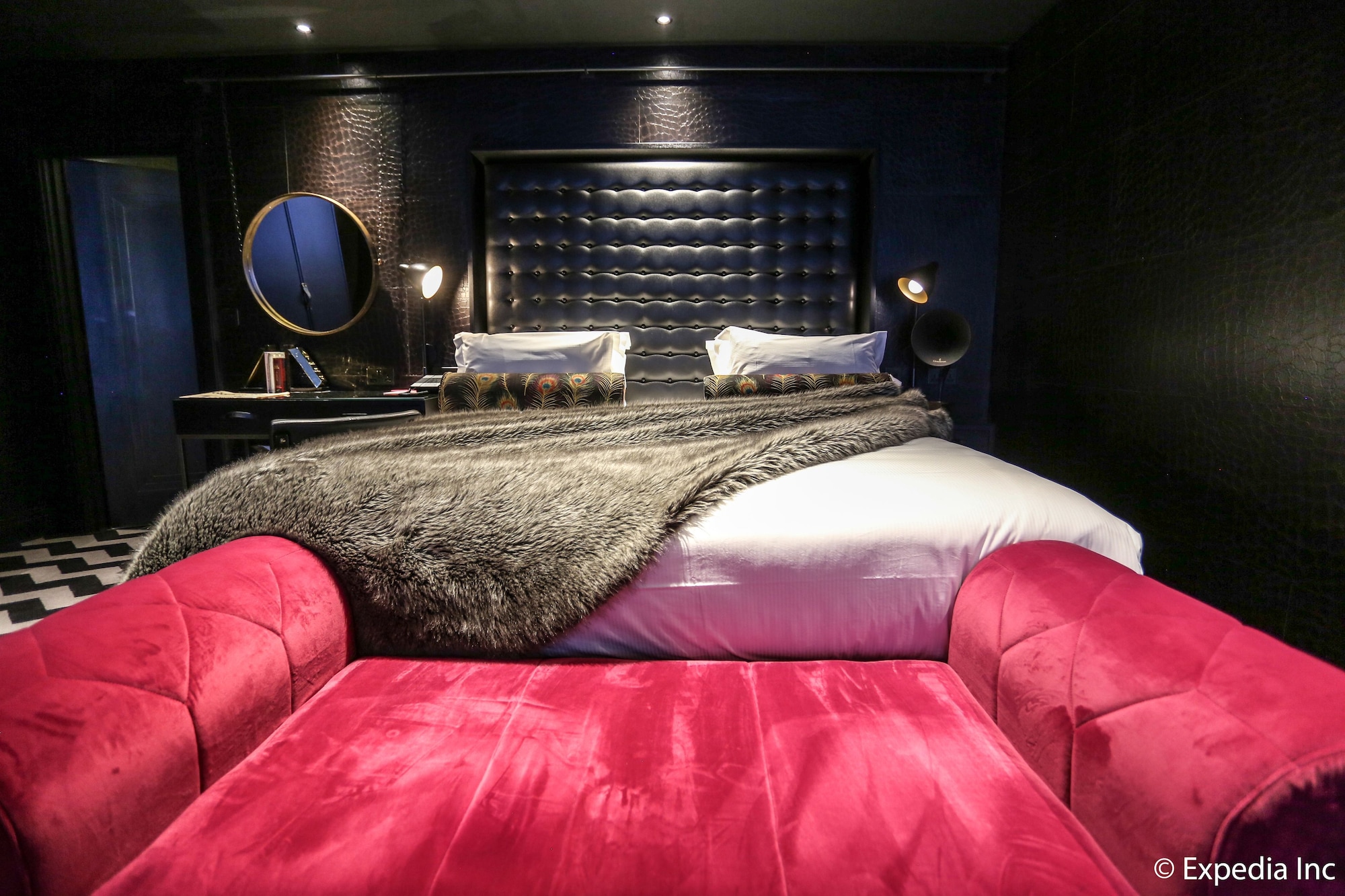 Inner, Suite, King Bed