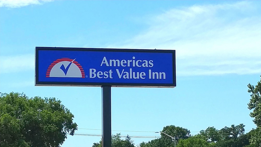 Americas Best Value Inn Webster City 1/53