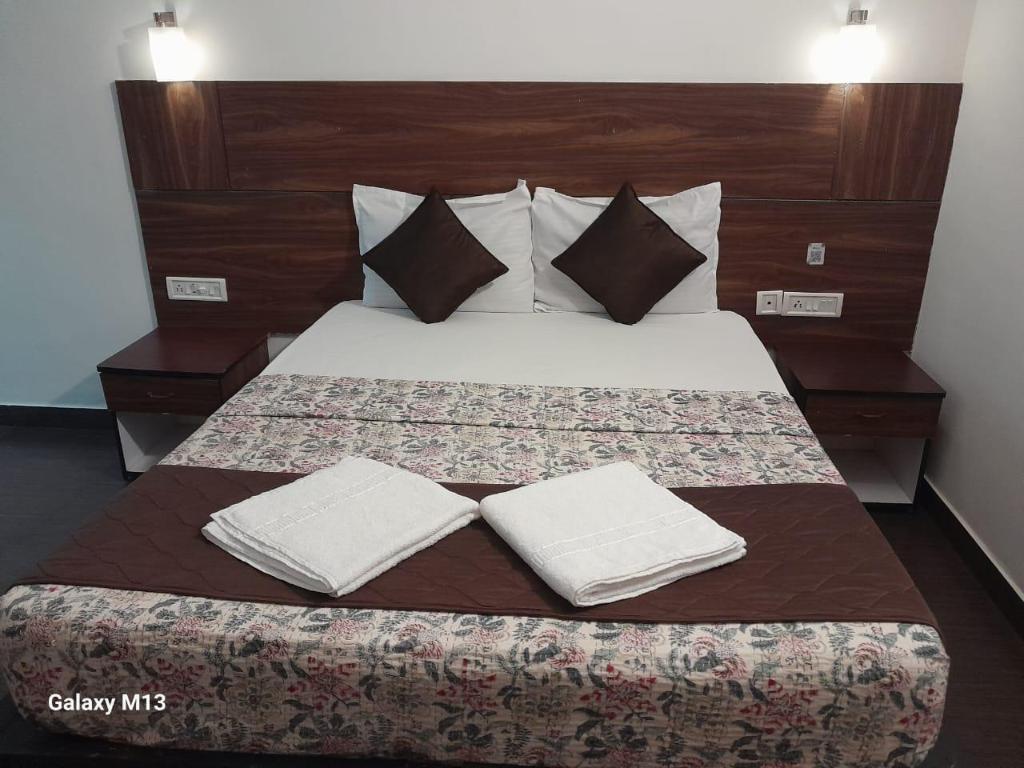 Deluxe, Double Bed