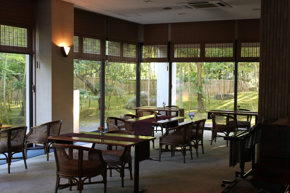 Livemax Resort Yuhigaura Kitu Onsen 35/50
