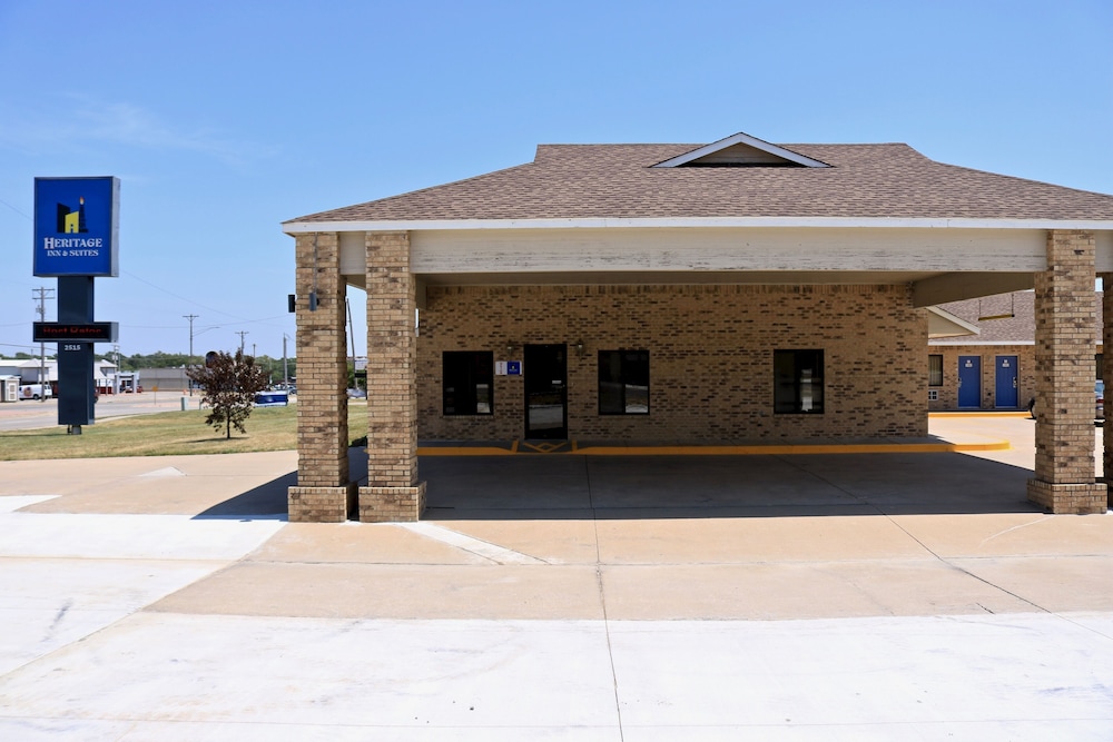 Heritage Inn & Suites 1/31