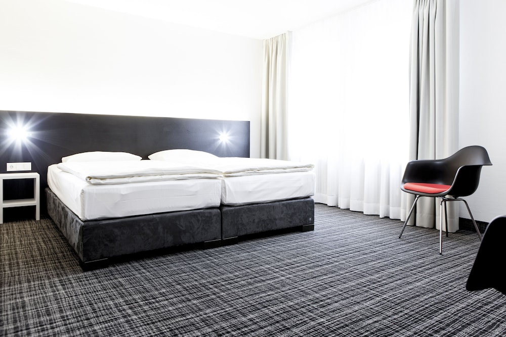غرفة قياسية بسرير كينج، Comfor Hotel 2/10