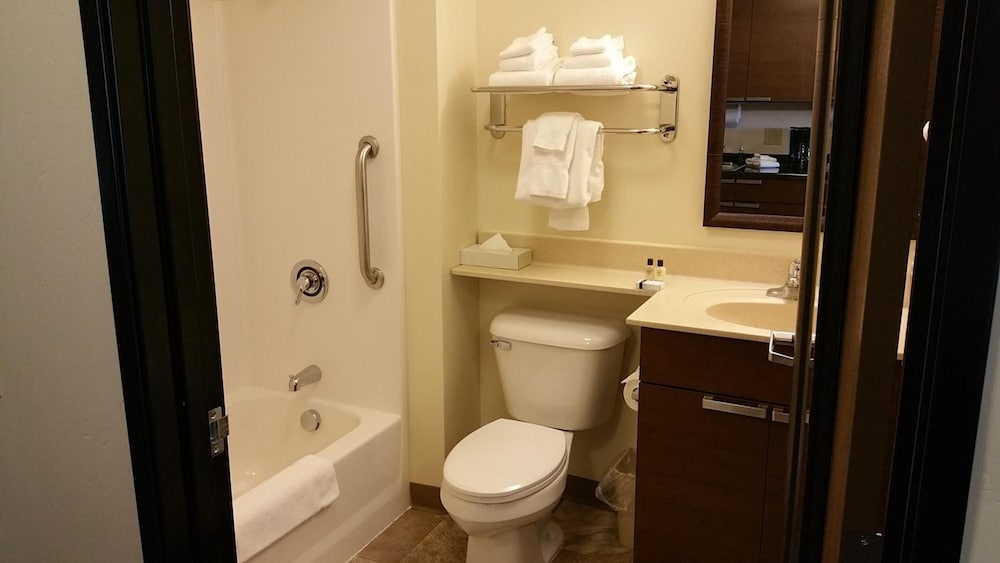 My Place Hotel Bozeman MT 17/35