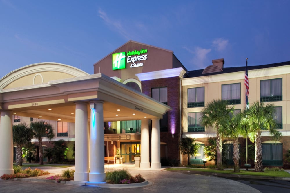 Holiday Inn Express and Suites Florence I-95 and I-20 Civic Ctr, an IHG Hotel 3/70