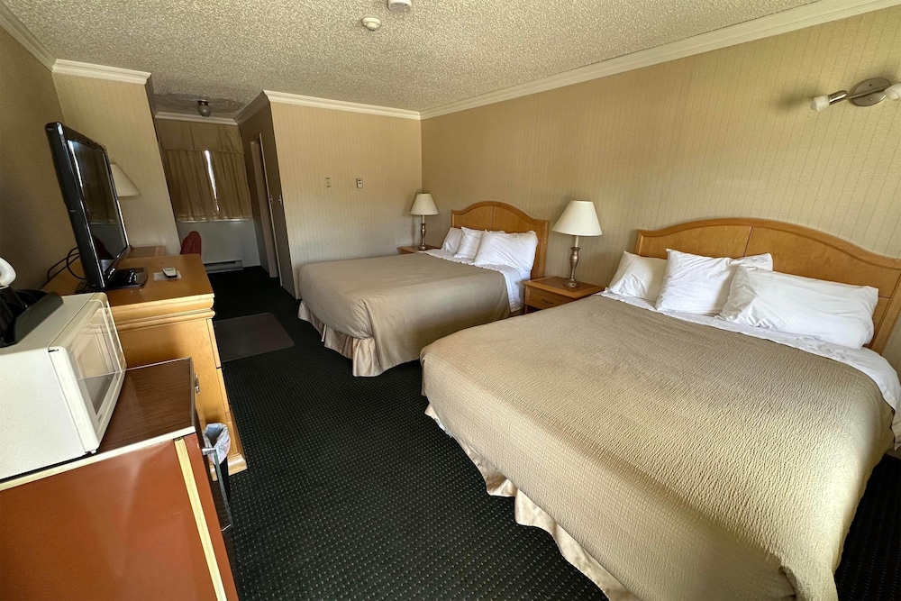 Travelodge by Wyndham Chetwynd 21/42