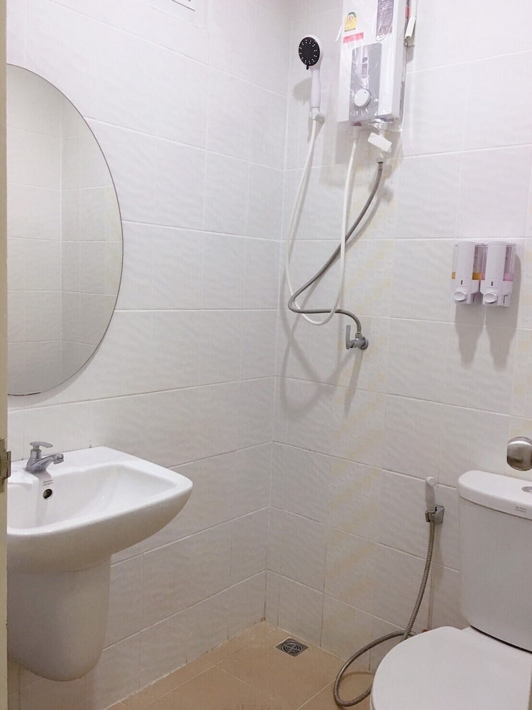 Baan Pastel Boutique Hotel Hostel 68/70