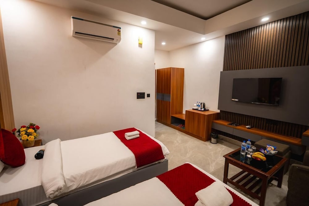 Superior, Twin Beds
