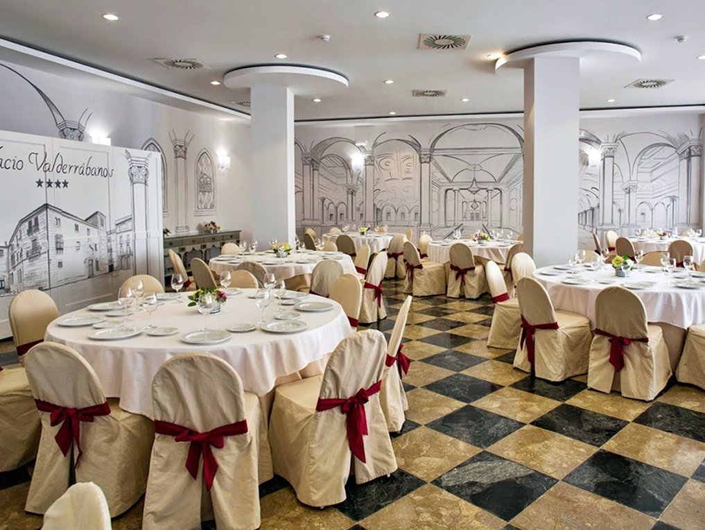 Hotel Palacio de Valderrabanos 64/78