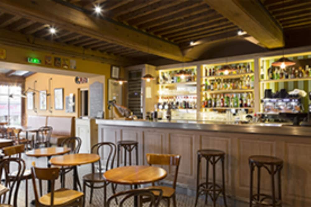 Hotel Beaulieu Lyon Charbonnieres 28/40