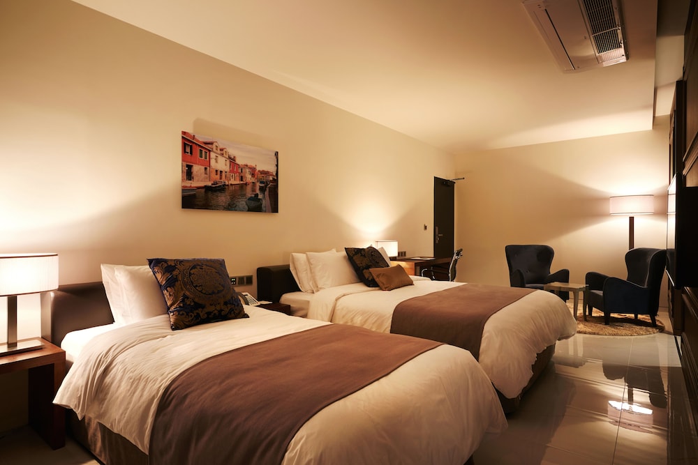 The Classic Hotel 14/68