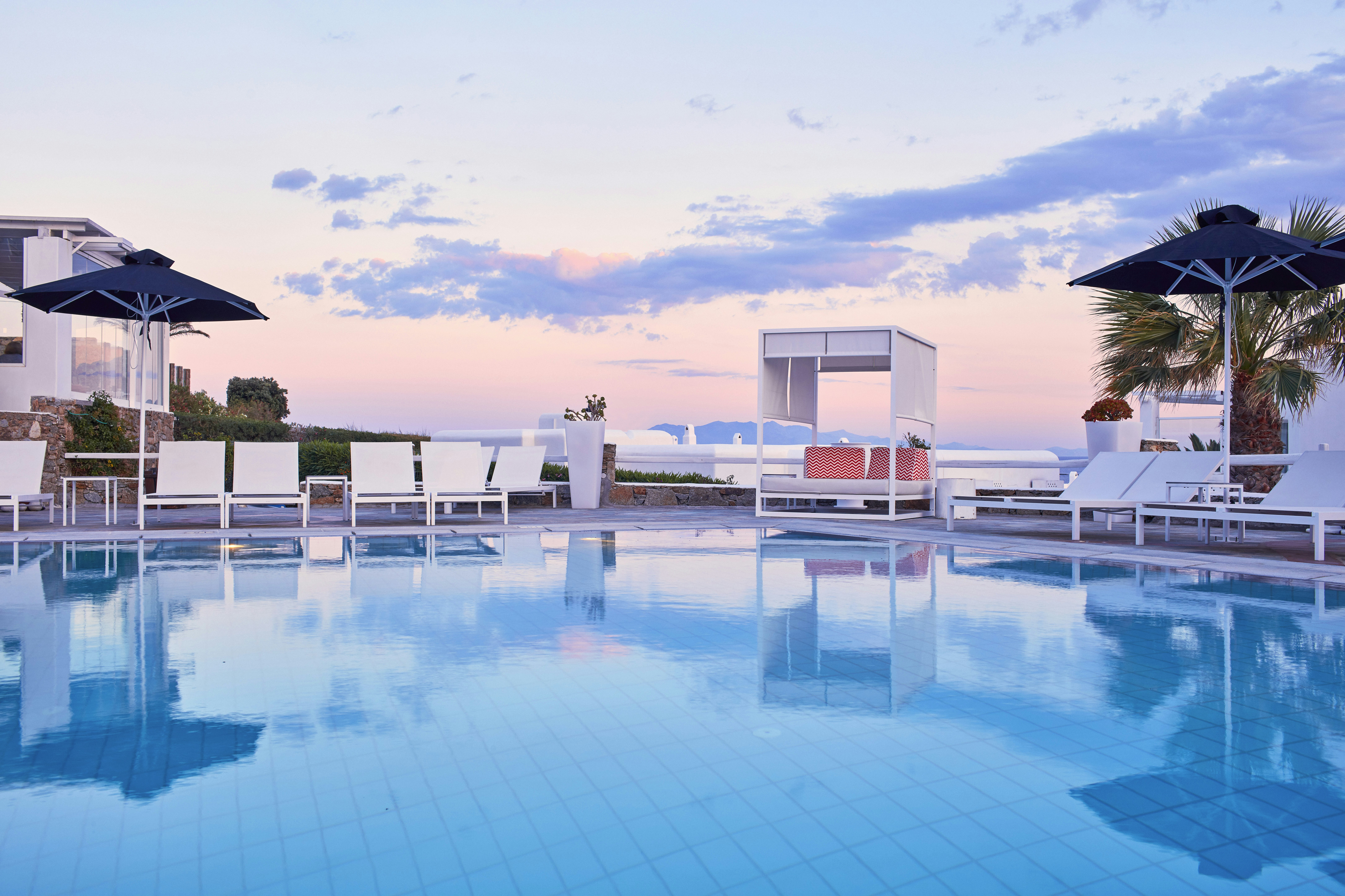 Archipelagos Hotel 35/43