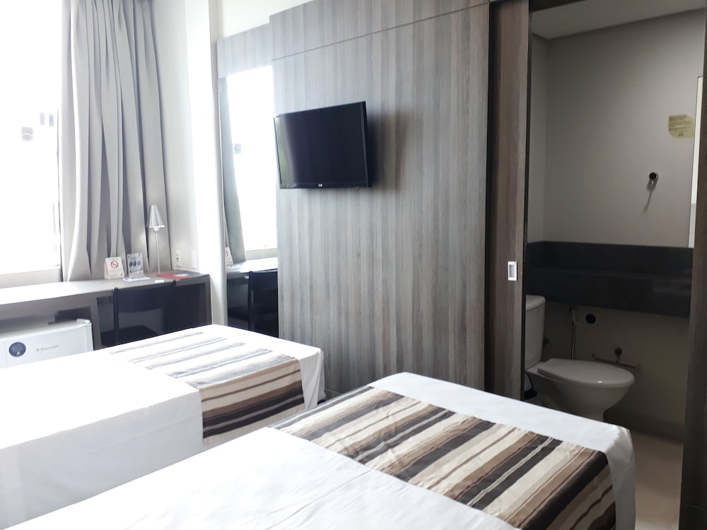 Valerim Itajai Hotel 25/48