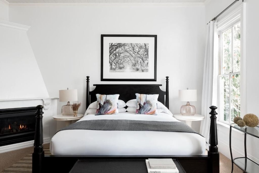 Inns of Mendocino 9/50