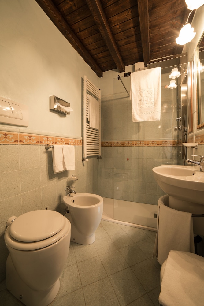 Hotel Al Borducan 50/50