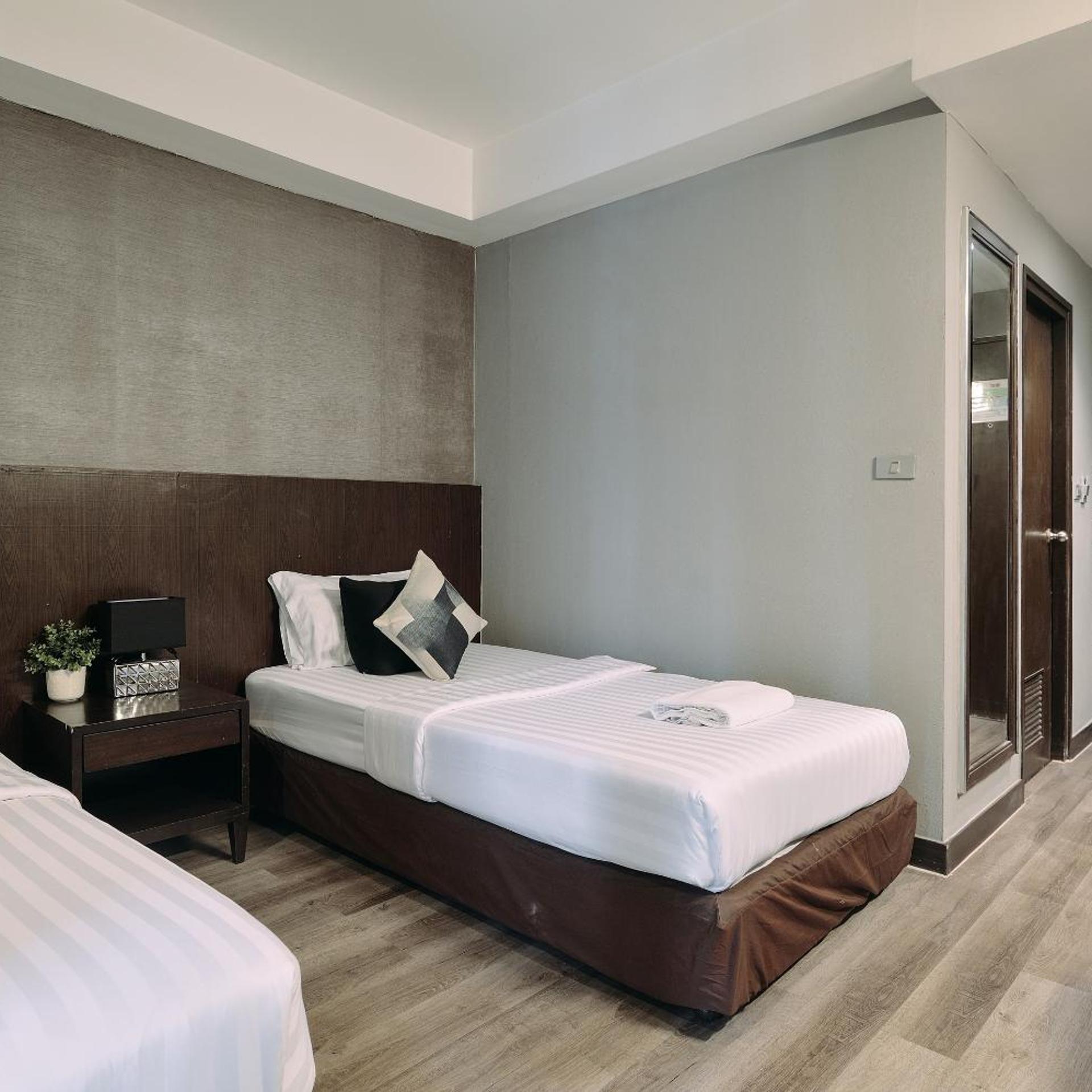 Tori Crown Hotel 22/50