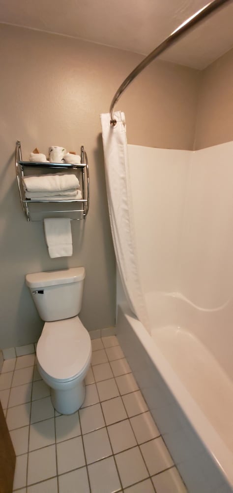 Americas Best Value Inn 49/49