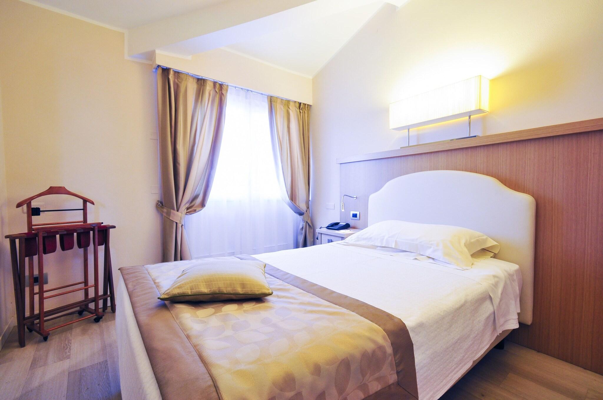 Deluxe, Single, Balcony