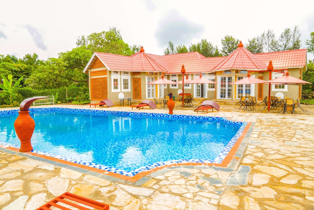 Masailand Safari Lodge 6/50