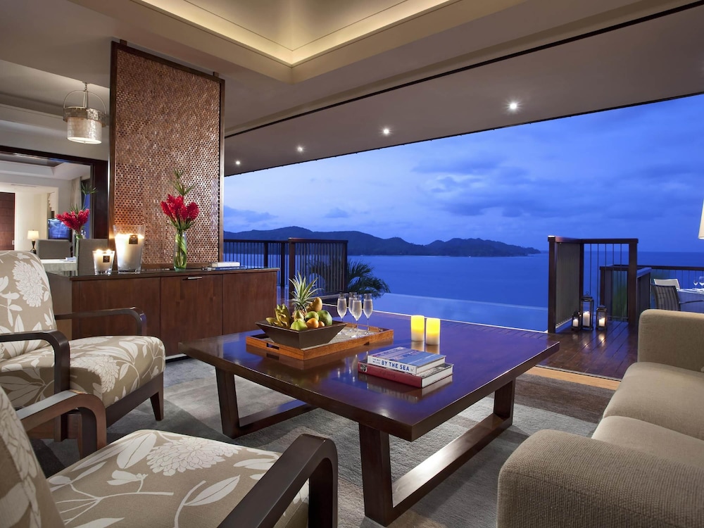 Raffles Seychelles 37/49