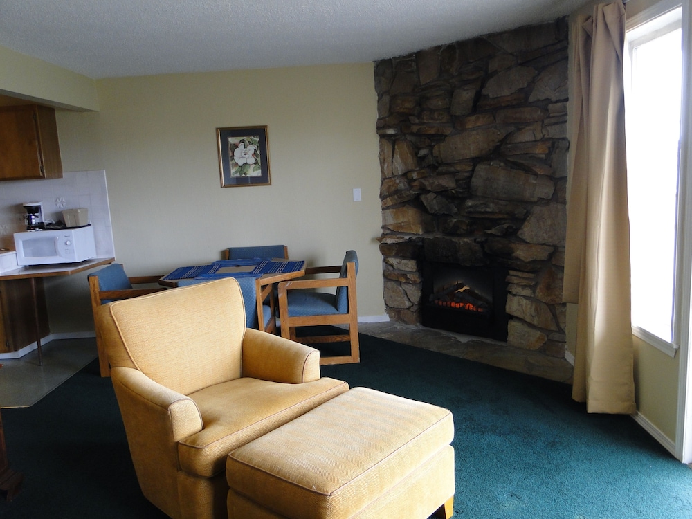 Ocean Shores Inn Suites 38/49
