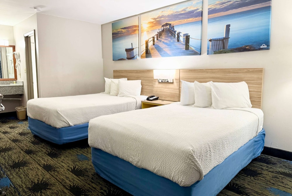Days Inn by Wyndham Greenville AL 10/33