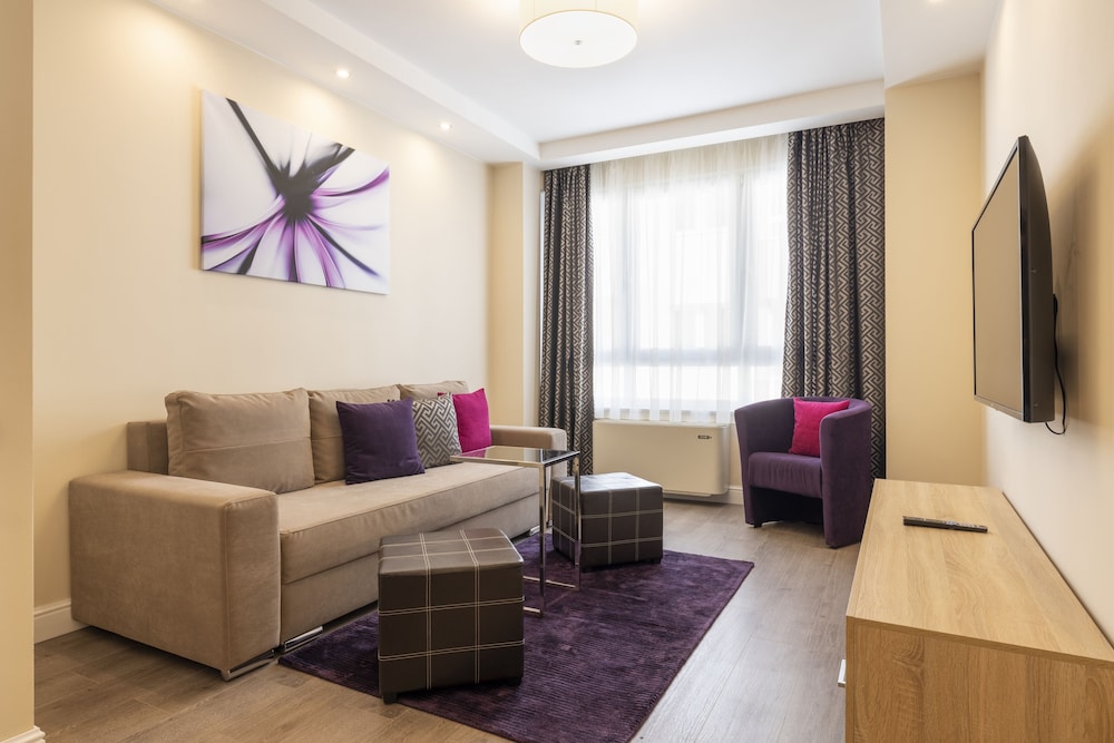Silver Crown Hotel & Residence 23/50
