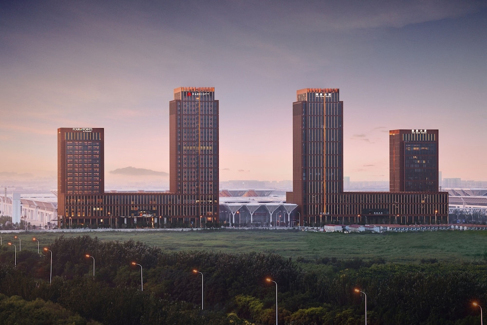 Tianjin Marriott Hotel National Convention and Exhibition Center 44/50