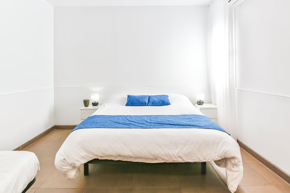 Laramond Barcelona Rooms 22/58