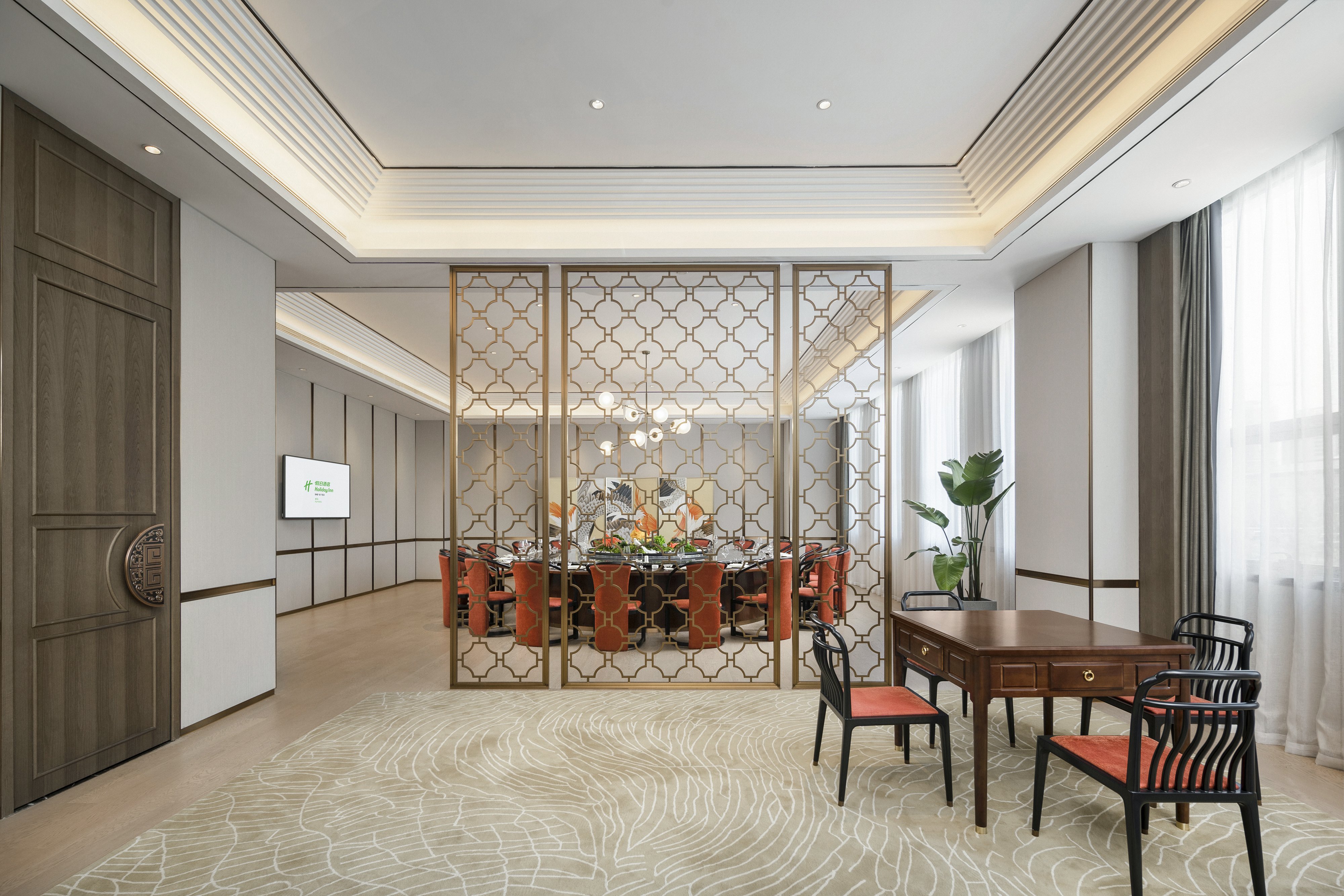 Holiday Inn Fuyang 49/75