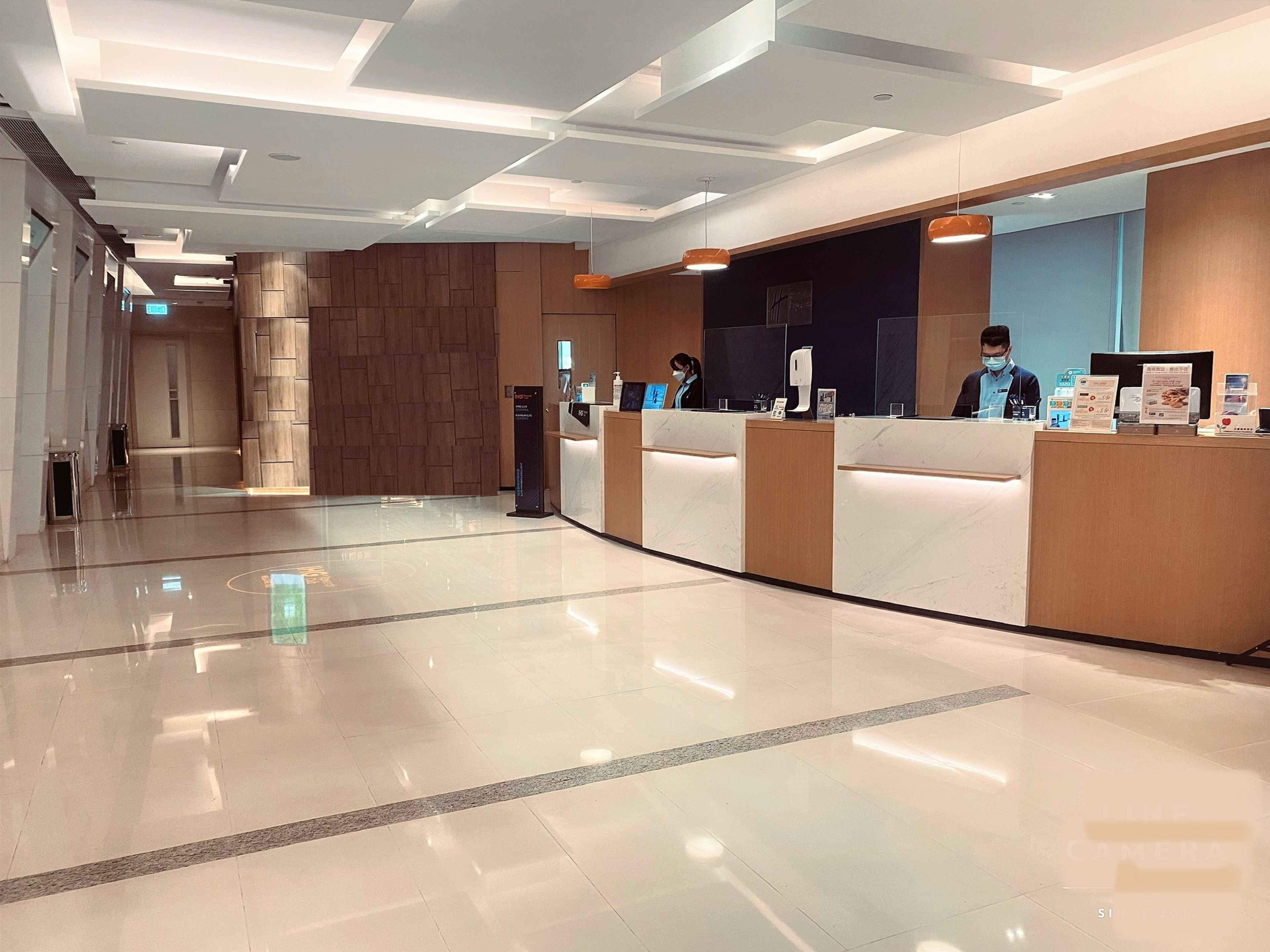 Holiday Inn Express Causeway Bay Hong Kong 12/76